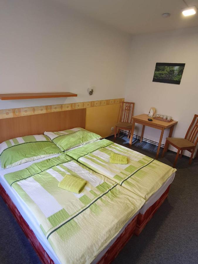 Hotel Decin Na Skrivance 외부 사진
