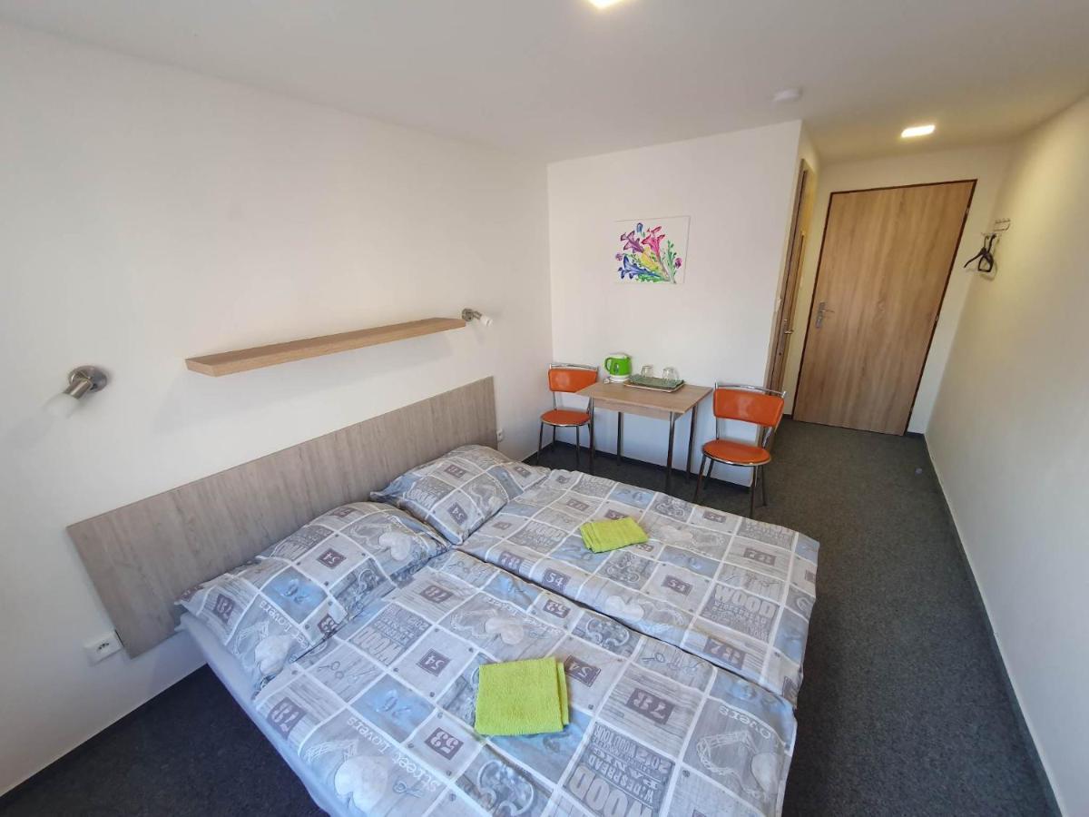Hotel Decin Na Skrivance 외부 사진
