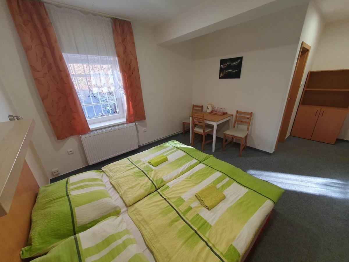 Hotel Decin Na Skrivance 외부 사진