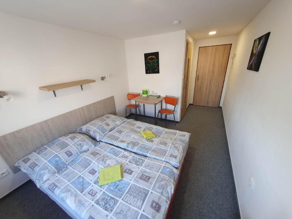 Hotel Decin Na Skrivance 외부 사진